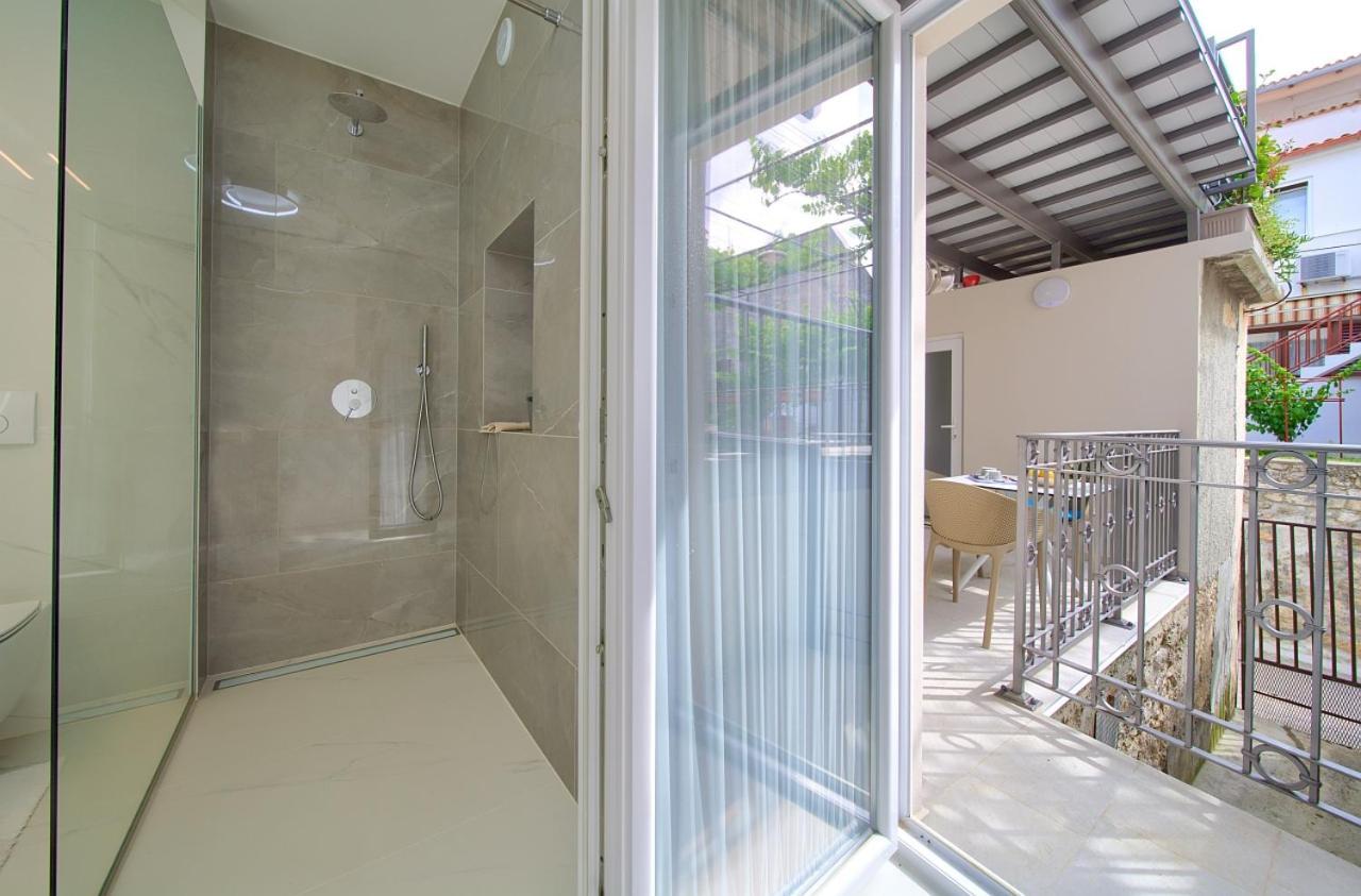 Casa Aurelia - Aurelia Design Apartment Krk Town Luaran gambar
